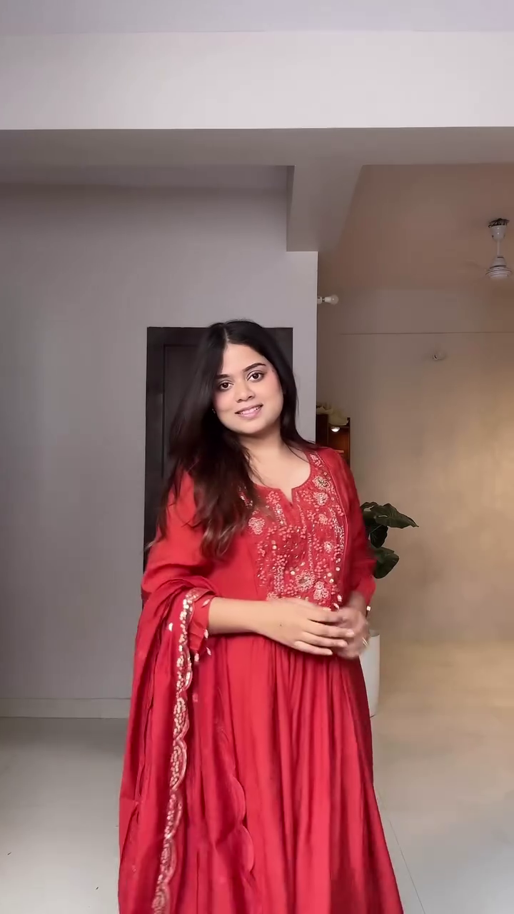 Red Anarkali Style Kurta Set - Image 2