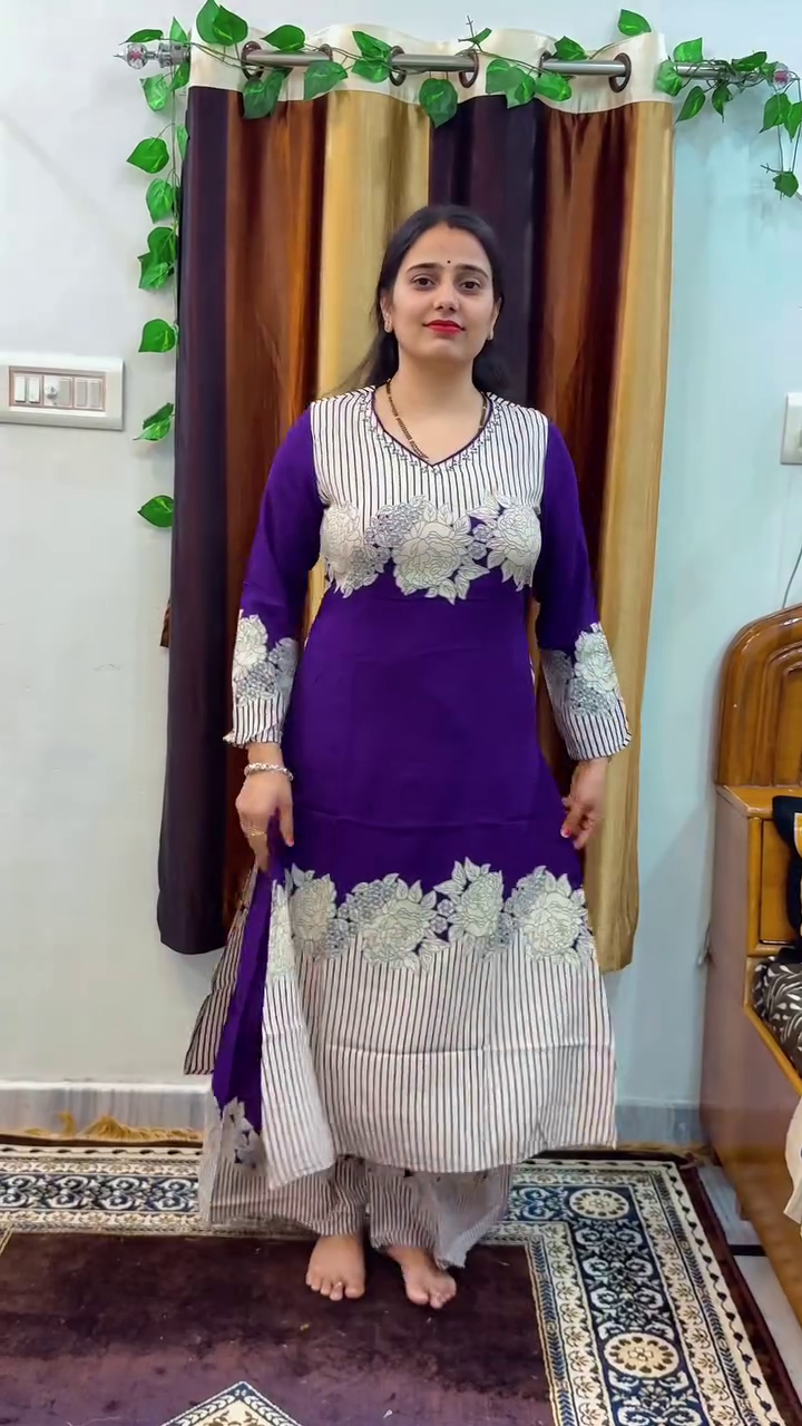 Lime Green Printed Kurta Set - Image 4
